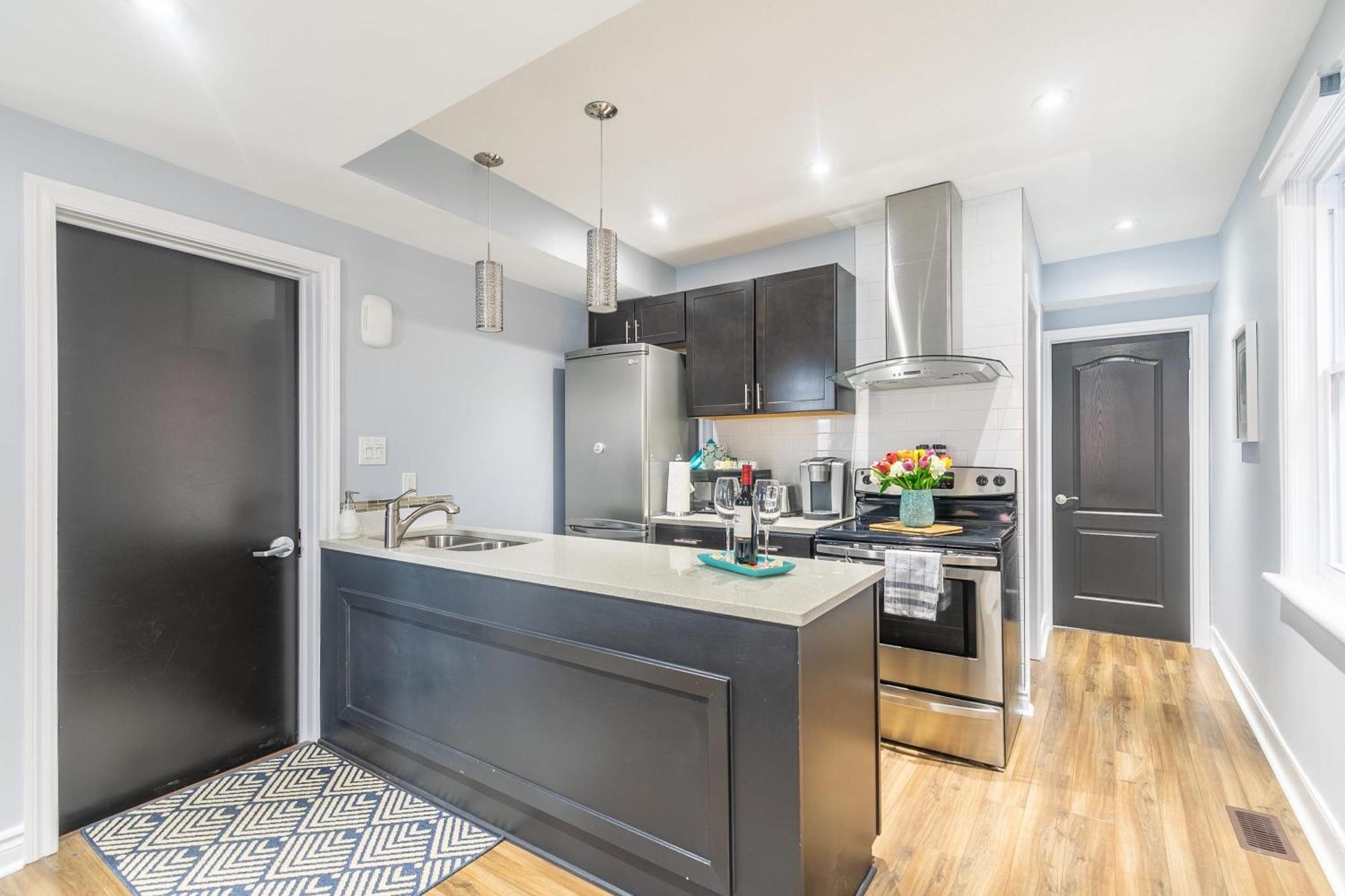 1br Newly Renovated - Pet Friendly Ottawa